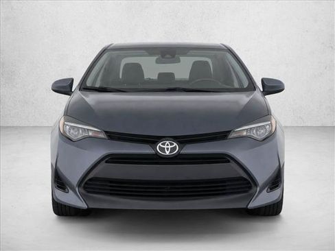 Used 2019 Toyota Corolla LE FWD image 2