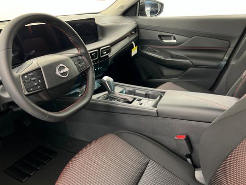 New 2026 Nissan Sentra SR image 15