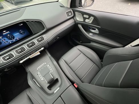 New 2026 Mercedes-Benz GLE 450 4MATIC image 14