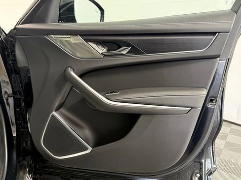 New 2026 Jaguar F-PACE R-Dynamic S image 18