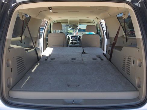 Used 2019 GMC Yukon XL SLE w/ HD Trailering Package AWD/4WD image 30