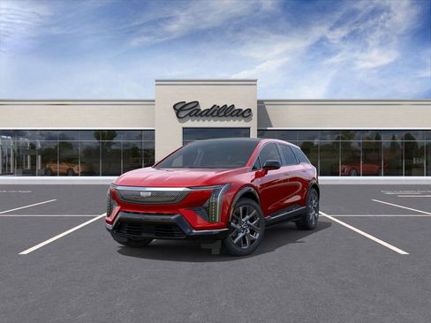 New 2026 Cadillac Optiq Luxury 2 w/ LPO, Floor Liner Package AWD/4WD image 8