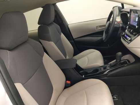 Used 2022 Toyota Corolla L image 21