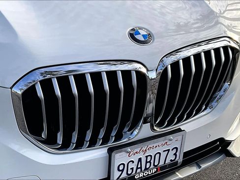 Used 2023 BMW X5 xDrive40i w/ Parking Assistance Package image 27