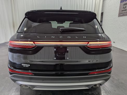 Used 2025 Lincoln Corsair AWD w/ Equipment Group 101A image 8