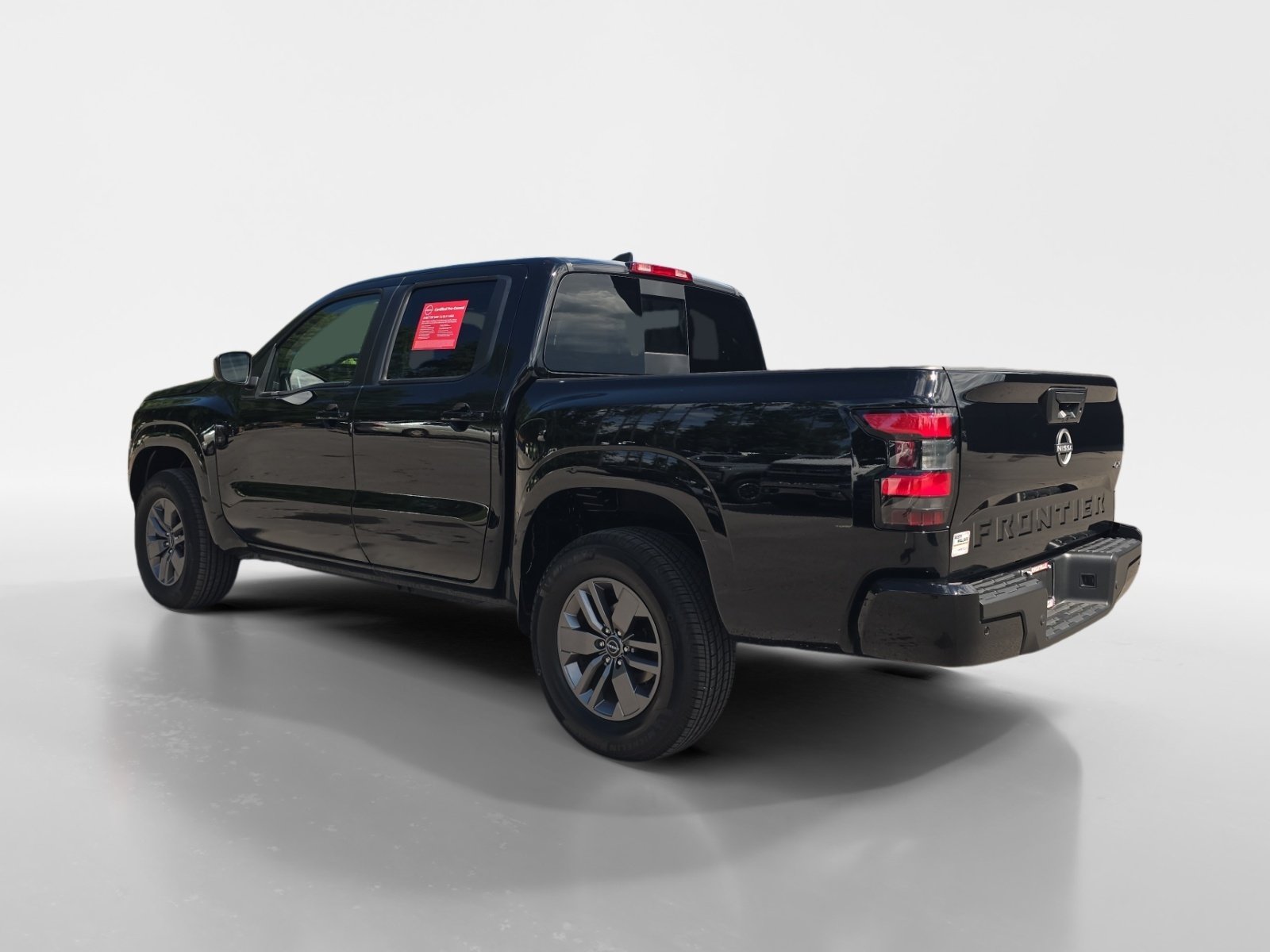 Certified 2025 Nissan Frontier SV AWD/4WD image 3
