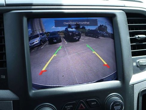 Used 2016 RAM 1500 Express RWD image 29