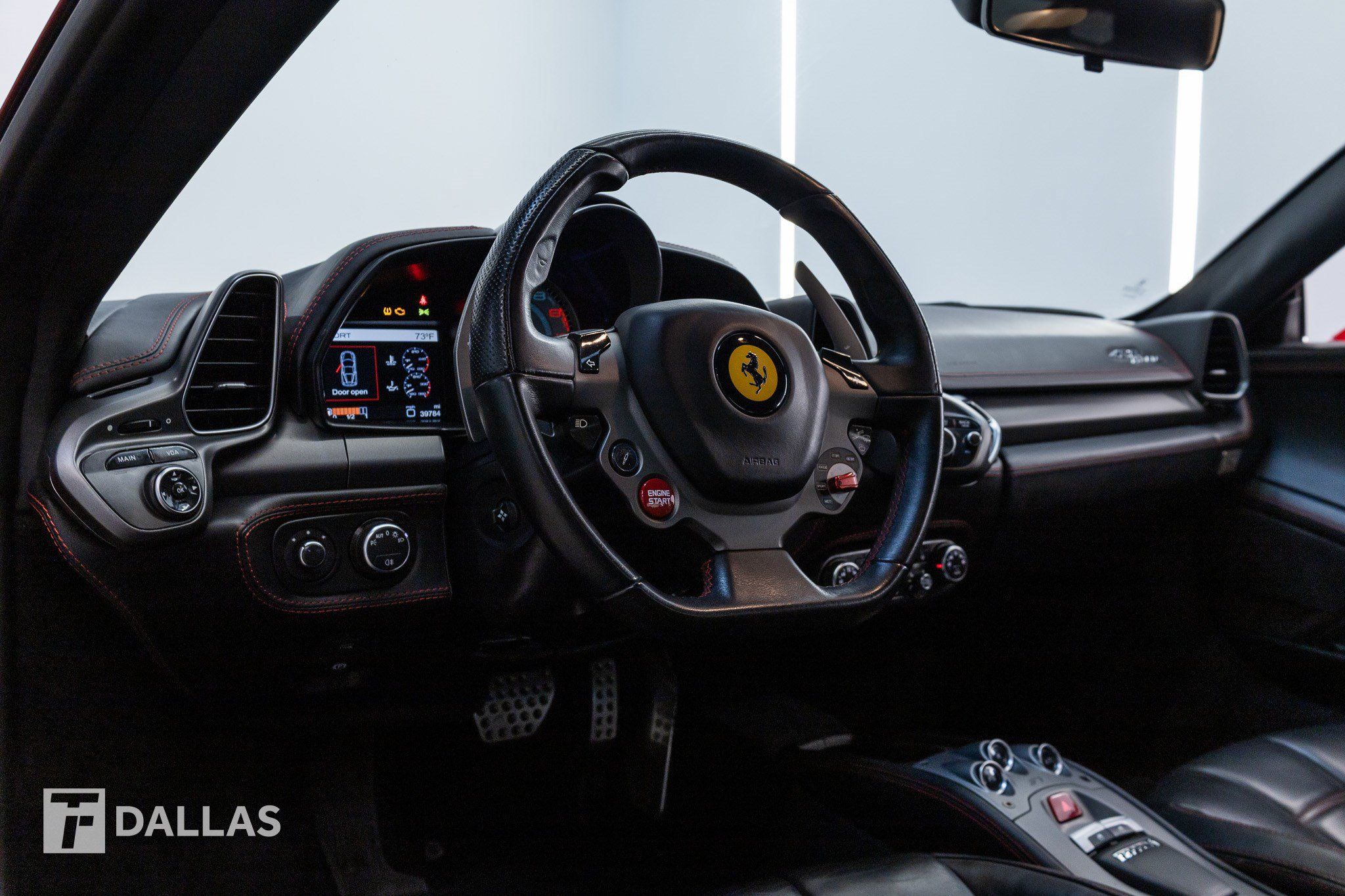 Used 2011 Ferrari 458 Italia Coupe RWD image 4