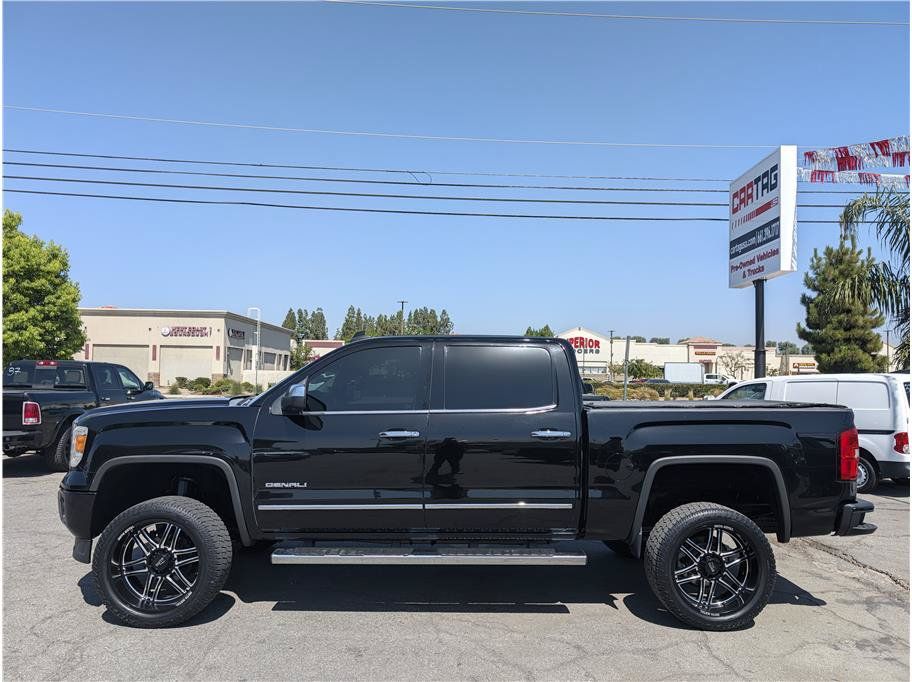 Used 2015 GMC Sierra 1500 Denali w/ Driver Alert Package RWD image 16
