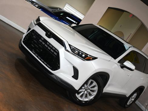 Used 2024 Toyota Grand Highlander FWD image 78