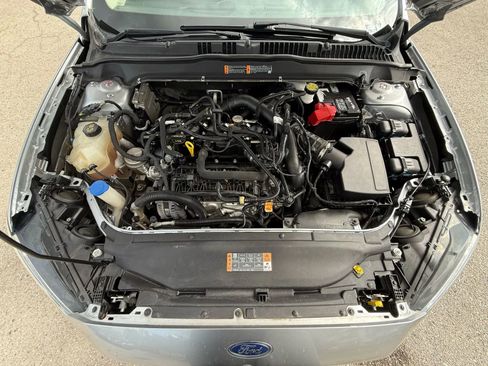 Used 2020 Ford Fusion SE FWD image 21