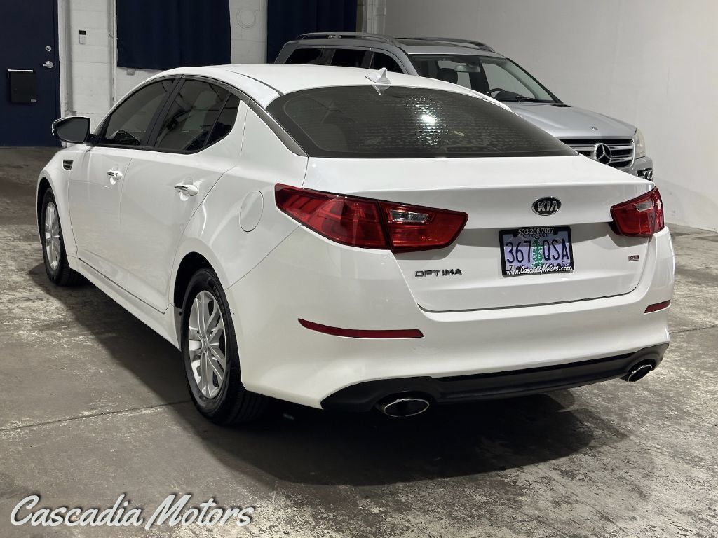 Used 2015 Kia Optima LX FWD image 5