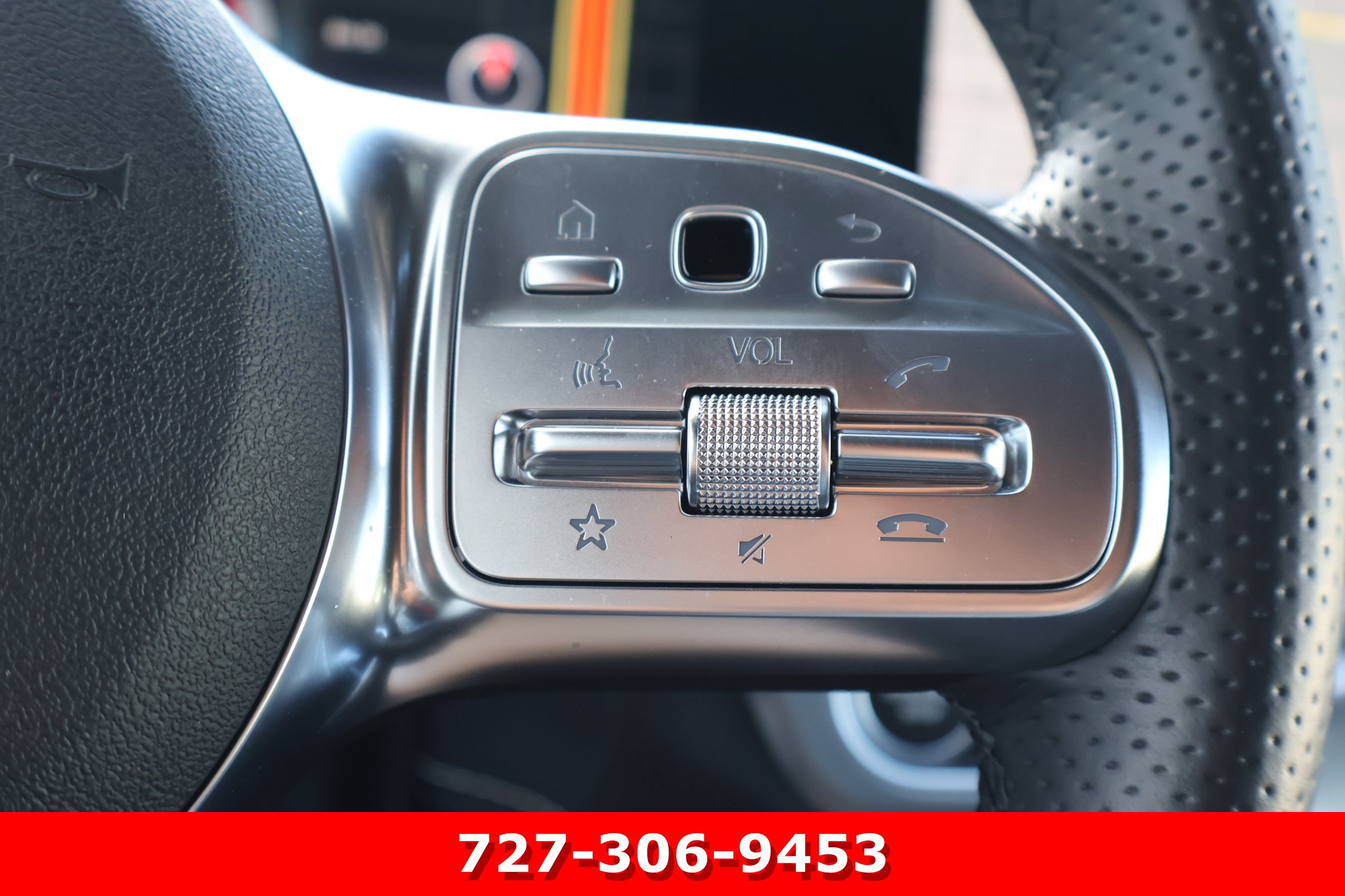 Used 2023 Mercedes-Benz G 550 image 26