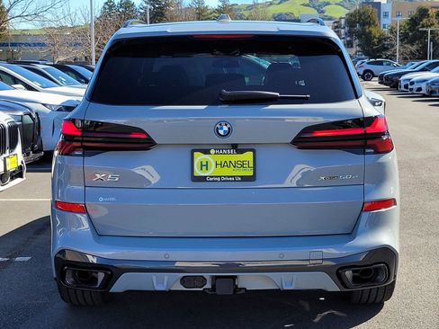 New 2026 BMW X5 xDrive50e w/ M Sport Package image 7