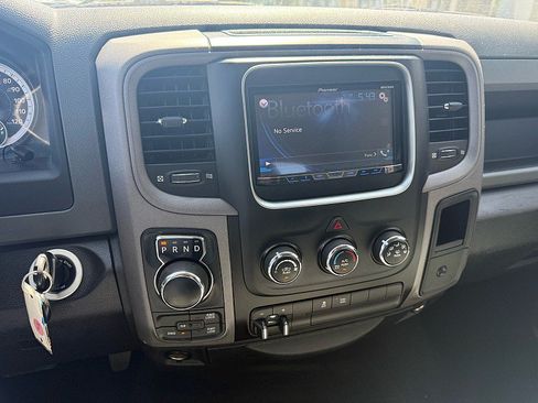 Used 2014 RAM 1500 Express AWD/4WD image 22