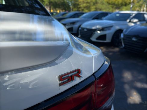 New 2025 Nissan Sentra SR image 15