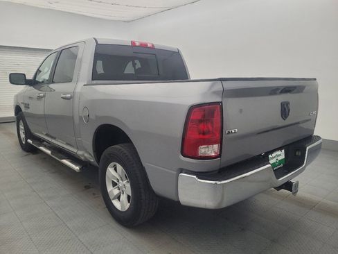 Used 2020 RAM 1500 Classic SLT w/ Luxury Group image 5