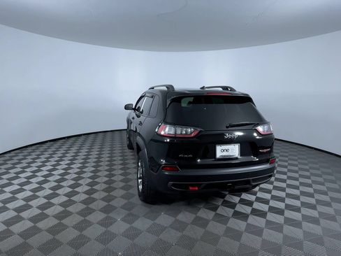 Used 2019 Jeep Cherokee Trailhawk w/ Cold Weather Group AWD/4WD image 7