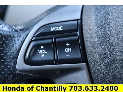 Used 2015 Honda Odyssey Touring image 11