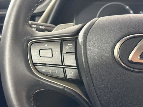 Used 2019 Lexus ES 350 ES 350 w/ Accessory Package 2 image 16