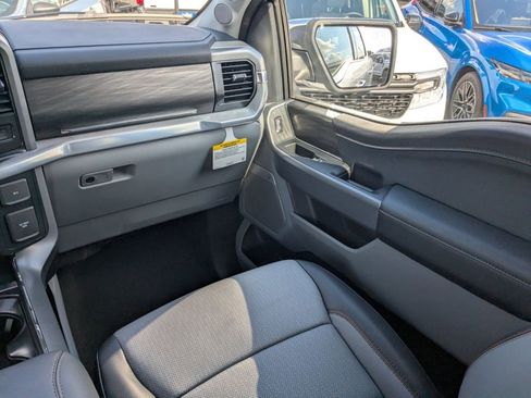 New 2025 Ford F150 Lariat w/ Equipment Group 502A High image 17