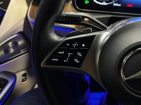 Used 2023 Mercedes-Benz C 300 Sedan image 33