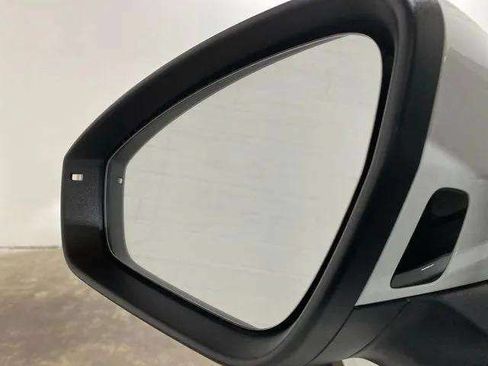 Used 2024 Volkswagen ID.4 2WD image 92