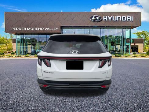 Certified 2023 Hyundai Tucson SEL w/ Convenience Package AWD/4WD image 4