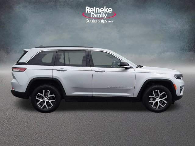 Used 2024 Jeep Grand Cherokee Limited AWD/4WD image 4