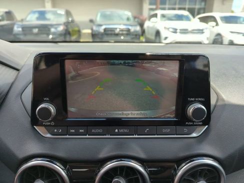 Used 2024 Nissan Sentra S FWD image 25