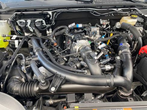 New 2025 Ford Ranger XLT w/ FX4 Off-Road Package image 13