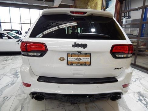 Used 2021 Jeep Grand Cherokee SRT w/ Trailer Tow Group IV image 9