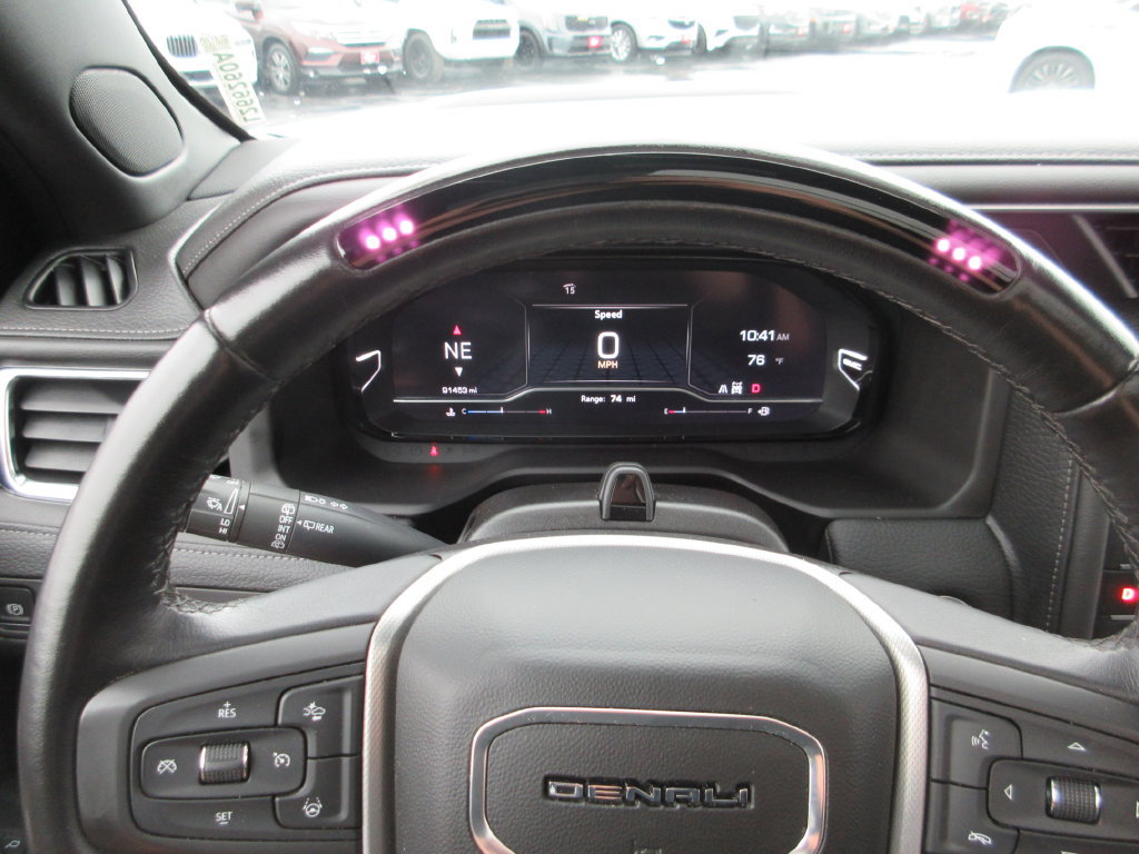 Used 2023 GMC Yukon Denali w/ Denali Reserve Package AWD/4WD image 38