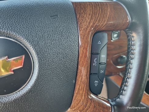 Used 2015 Chevrolet Express 2500 RWD image 26