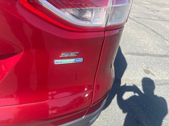 Used 2015 Ford Escape SE AWD/4WD image 5