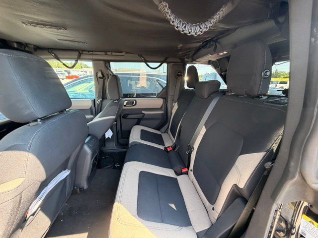 Used 2022 Ford Bronco Big Bend w/ Sasquatch Package AWD/4WD image 5