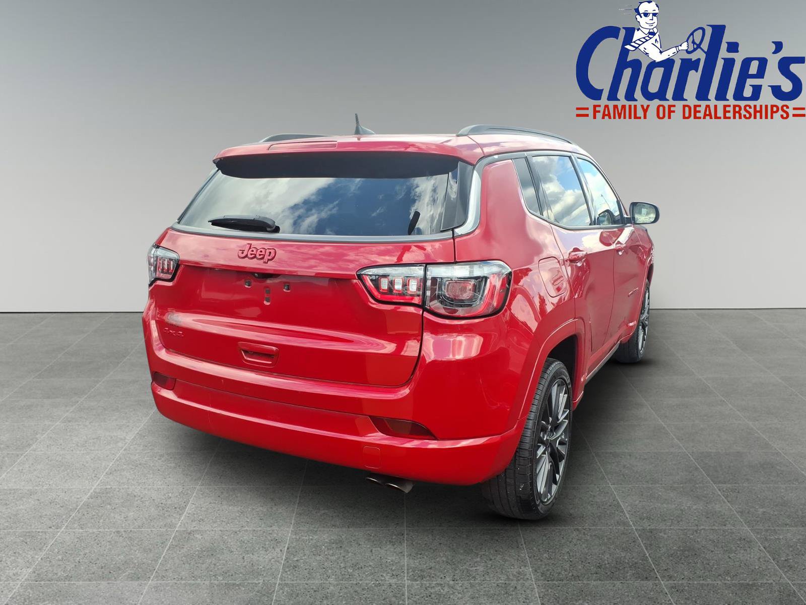 Used 2022 Jeep Compass Limited AWD/4WD image 4