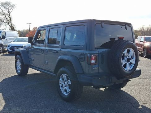 Used 2021 Jeep Wrangler Unlimited Sport image 8