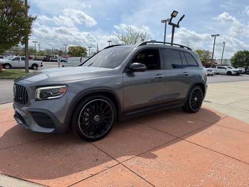 Used 2021 Mercedes-Benz GLB 35 AMG 4MATIC image 3