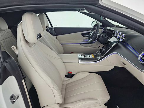 New 2026 Mercedes-Benz CLE 300 4MATIC Cabriolet image 10