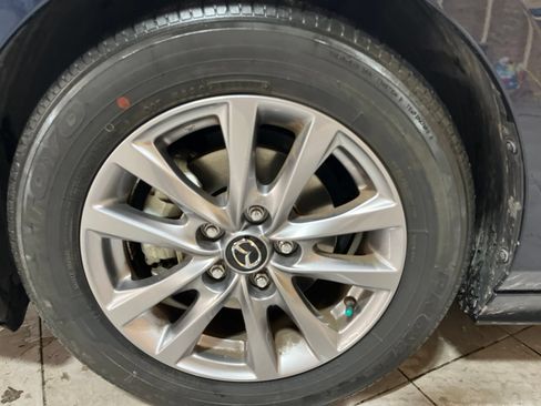 Certified 2022 MAZDA MAZDA3 s FWD image 8