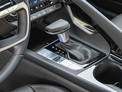 New 2026 Hyundai Elantra Limited image 24