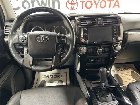 Used 2020 Toyota 4Runner Venture w/ Moonroof Package image 22