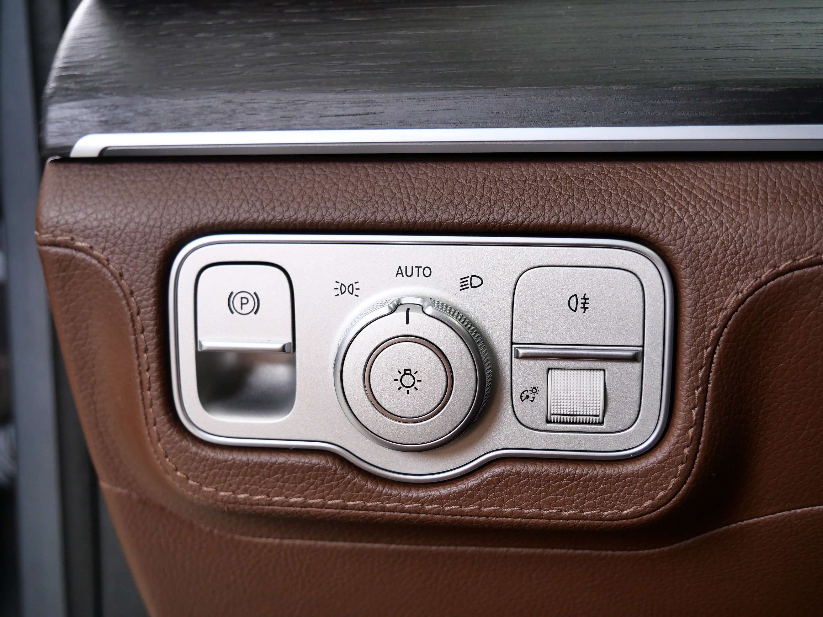 Certified 2024 Mercedes-Benz GLE 350 4MATIC image 25
