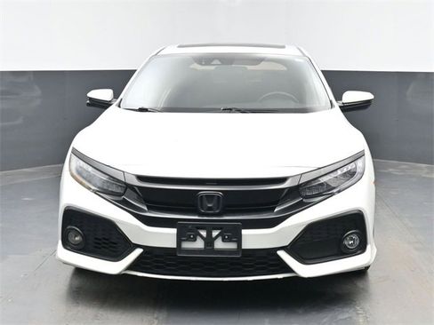 Used 2018 Honda Civic Sport Touring image 3