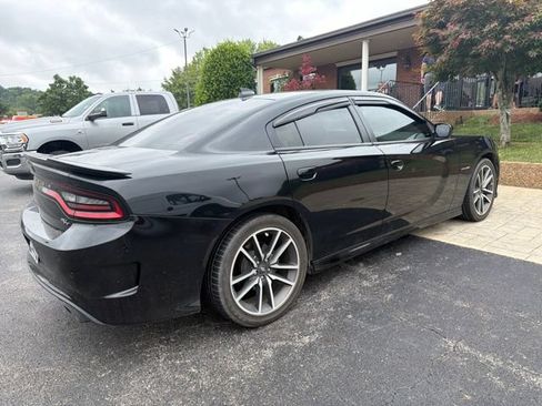 Used 2020 Dodge Charger R/T w/ Plus Group RWD image 4