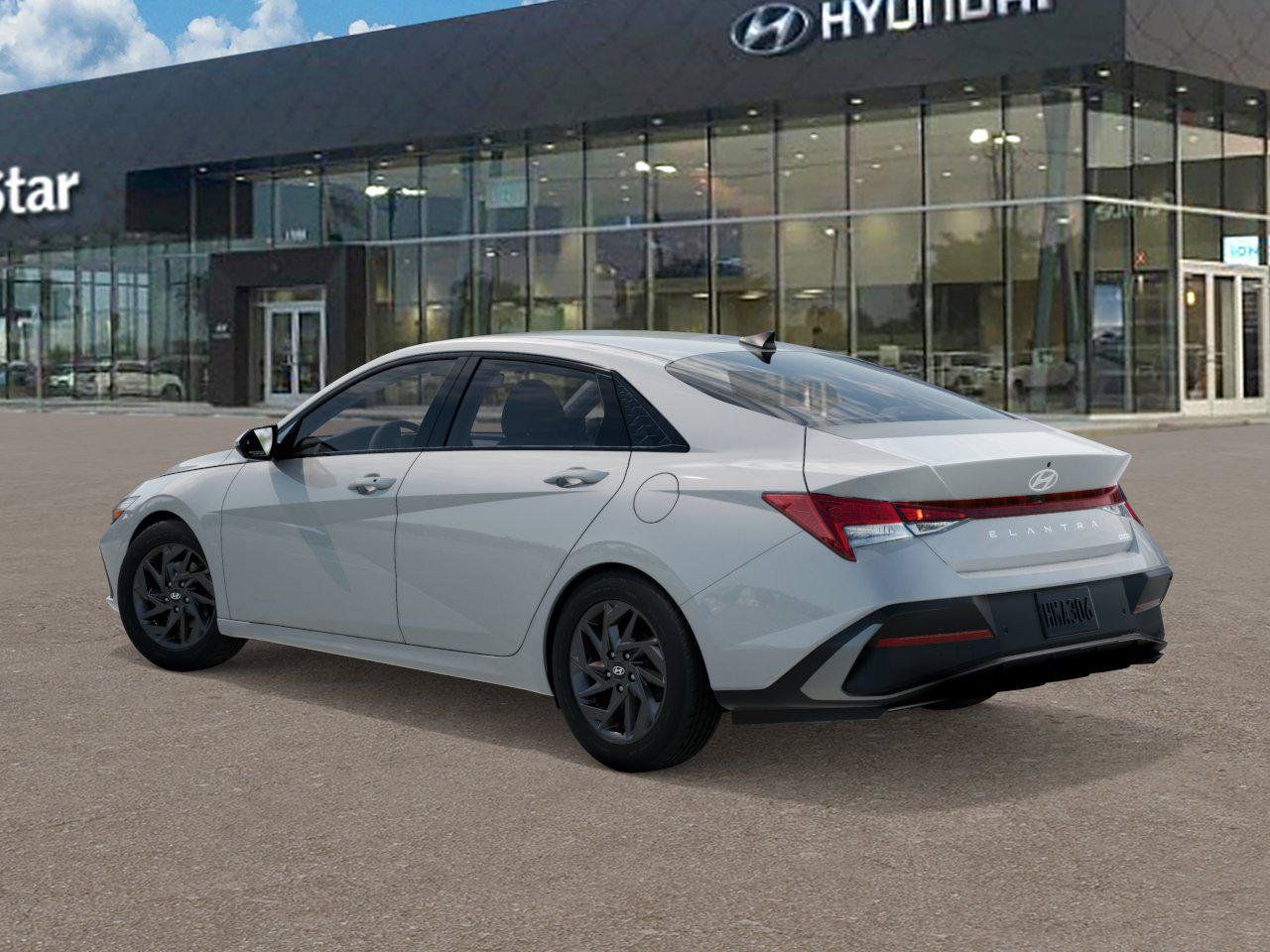 New 2026 Hyundai Elantra Hybrid FWD image 5