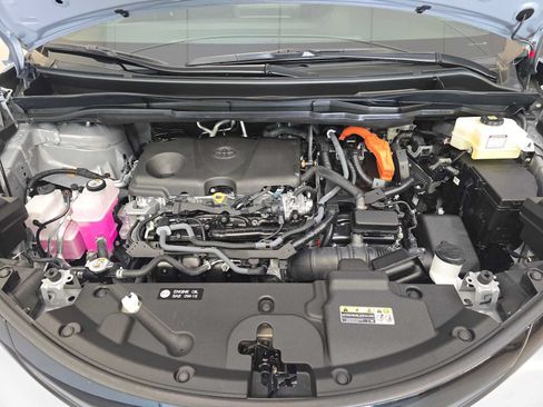 Certified 2025 Toyota Sienna XSE w/ XSE Premium Package AWD/4WD image 9