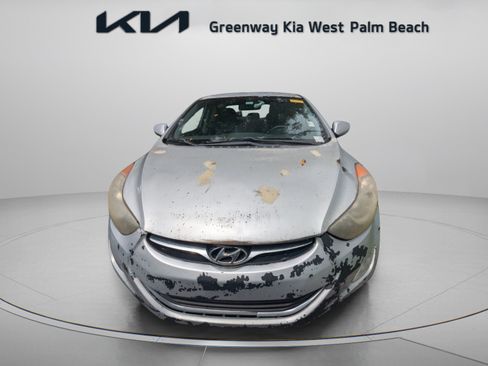 Used 2013 Hyundai Elantra GLS w/ Preferred Pkg FWD image 3