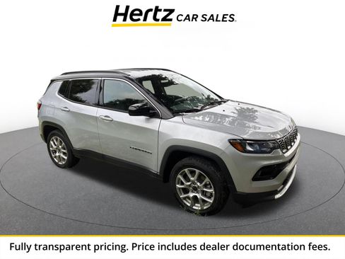Used 2025 Jeep Compass Limited AWD/4WD image 1